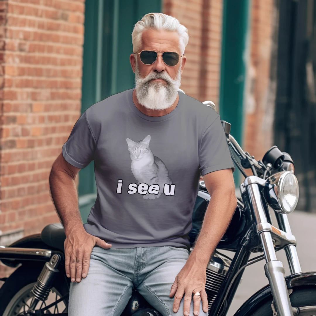He sees all - Funny horror cat meme shirt